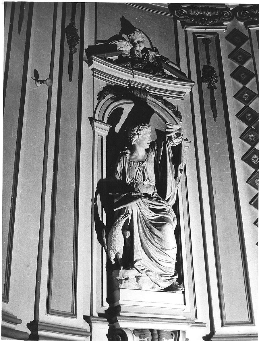 San Giovanni Evangelista (statua) di Callani Gaetano (sec. XVIII)