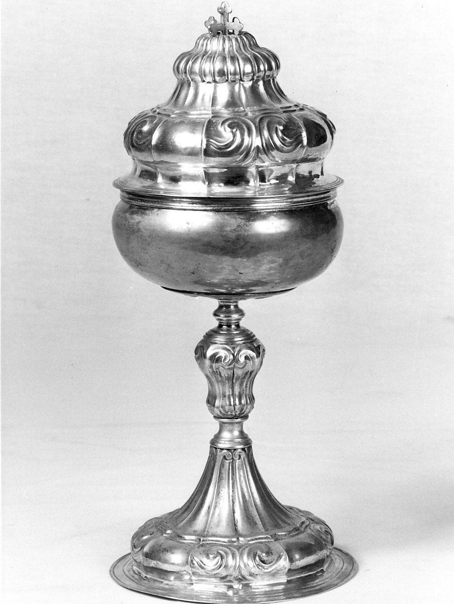 pisside - ambito parmense (sec. XVIII)