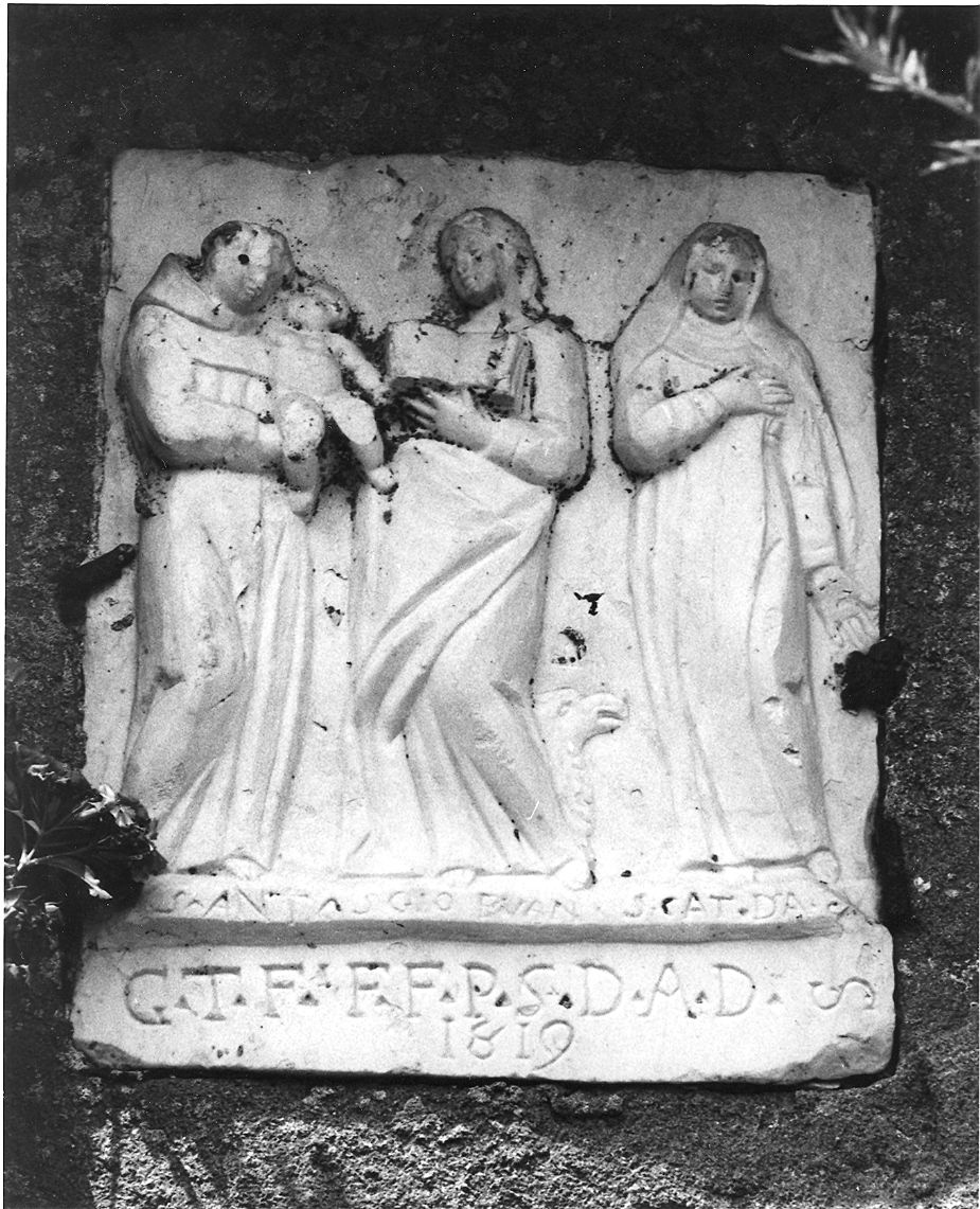 Sant'Antonio da Padova con San Giovanni Evangelista e Santa Caterina da Siena (formella) - ambito carrarese (sec. XIX)