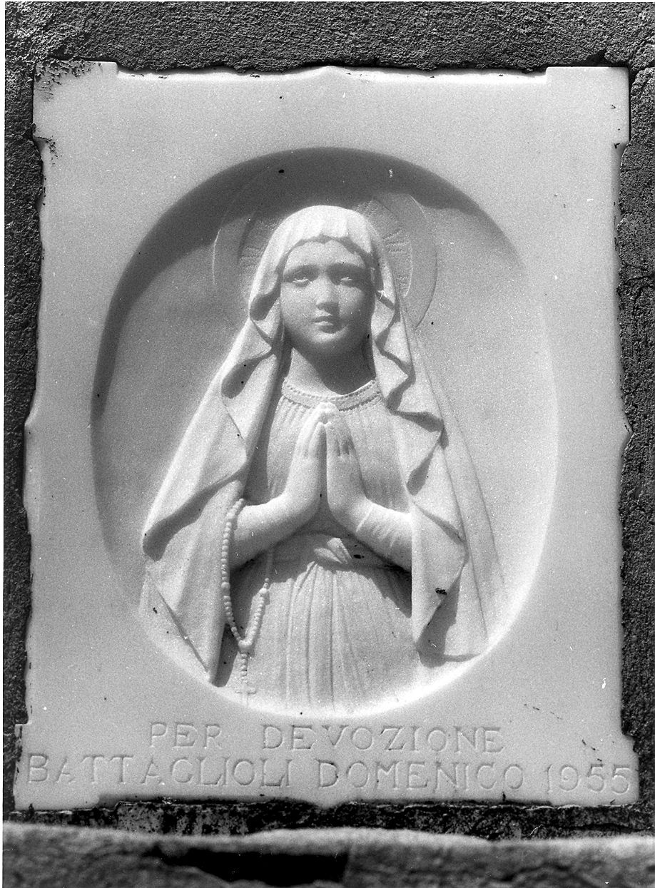 Madonna Immacolata (formella) - ambito carrarese (sec. XX)