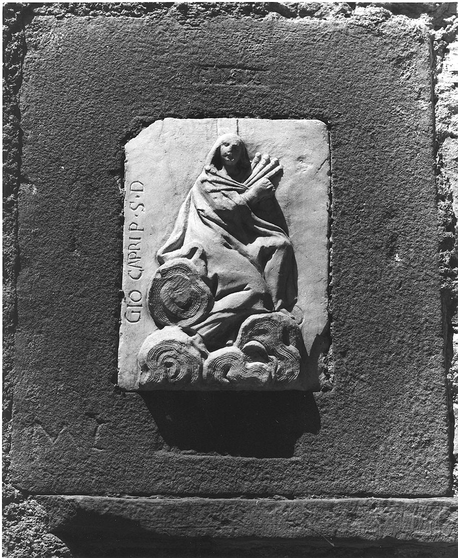 Madonna dei sette dolori, Madonna trafitta da sette spade (formella) - ambito carrarese (sec. XIX)