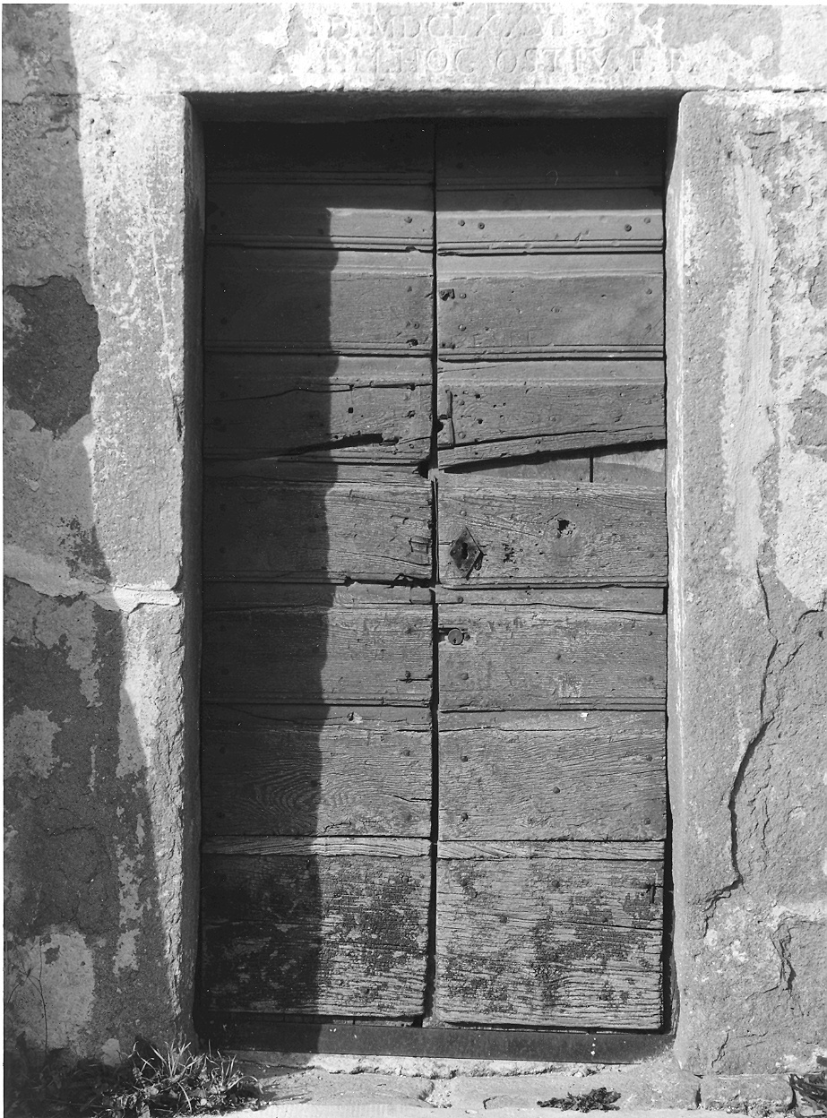 portale architravato - ambito parmense (sec. XVII)