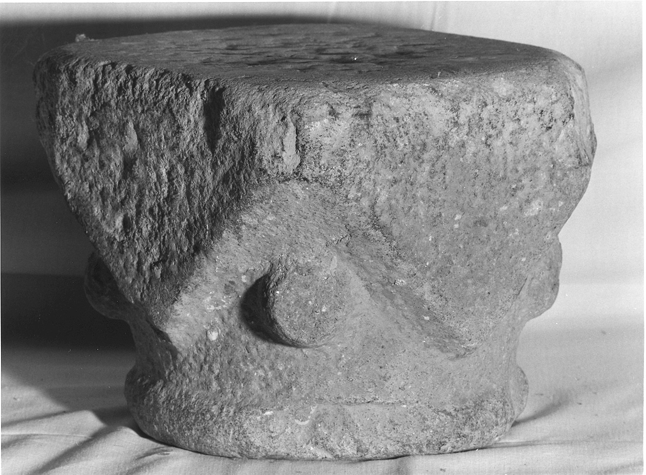 capitello di colonna - ambito parmense (fine/inizio secc. XII/ XIII)