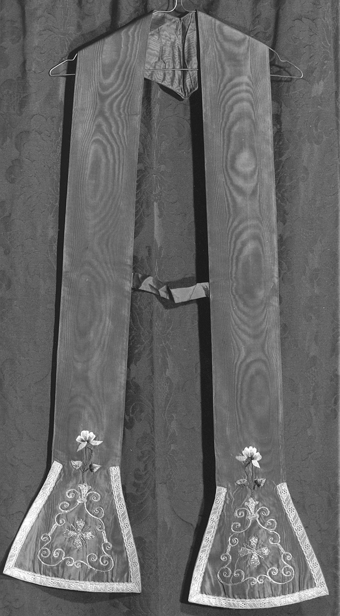 stola, elemento d'insieme - produzione parmense (prima metà sec. XX)