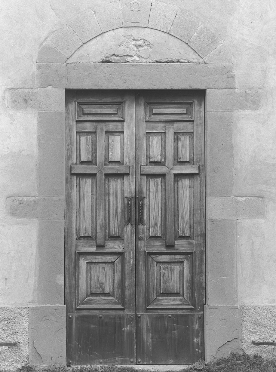 portale architravato - ambito parmense (secondo quarto sec. XX)