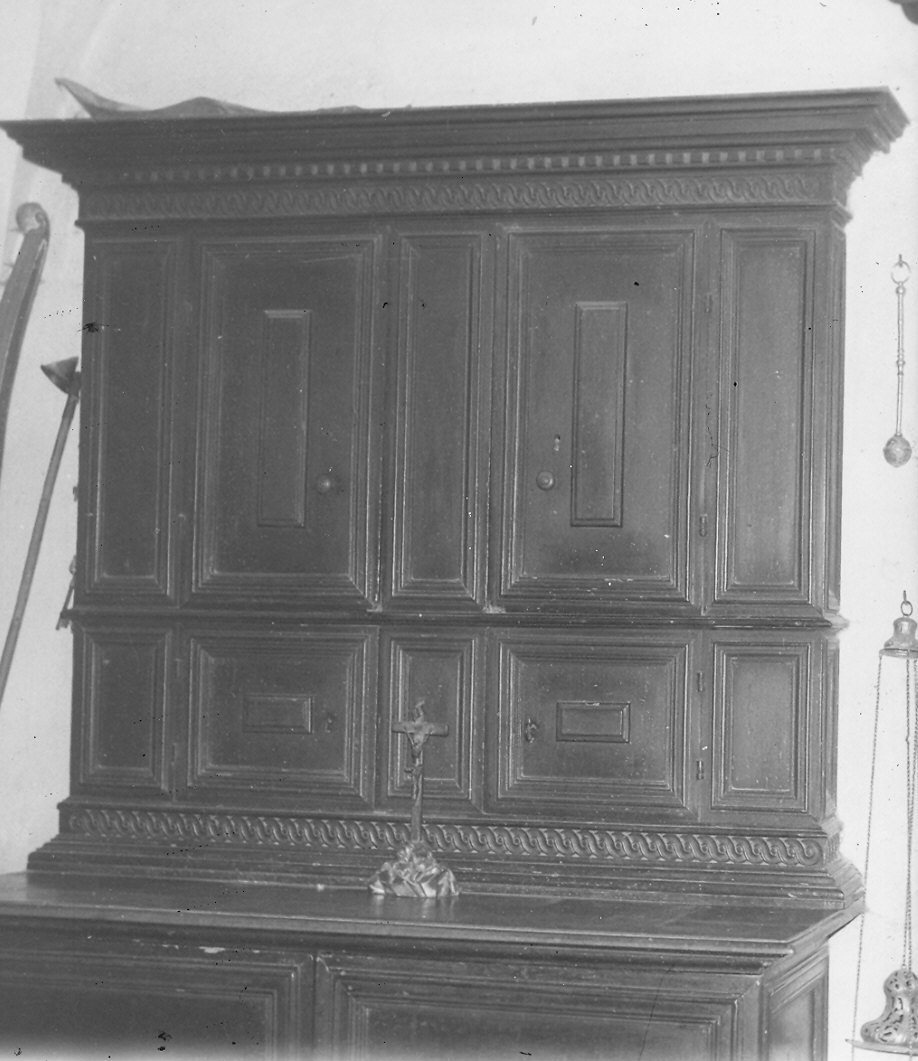 armadio - a muro - ambito parmense (sec. XVI)