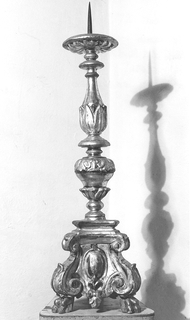 candeliere d'altare, serie - ambito parmense (metà sec. XVIII)