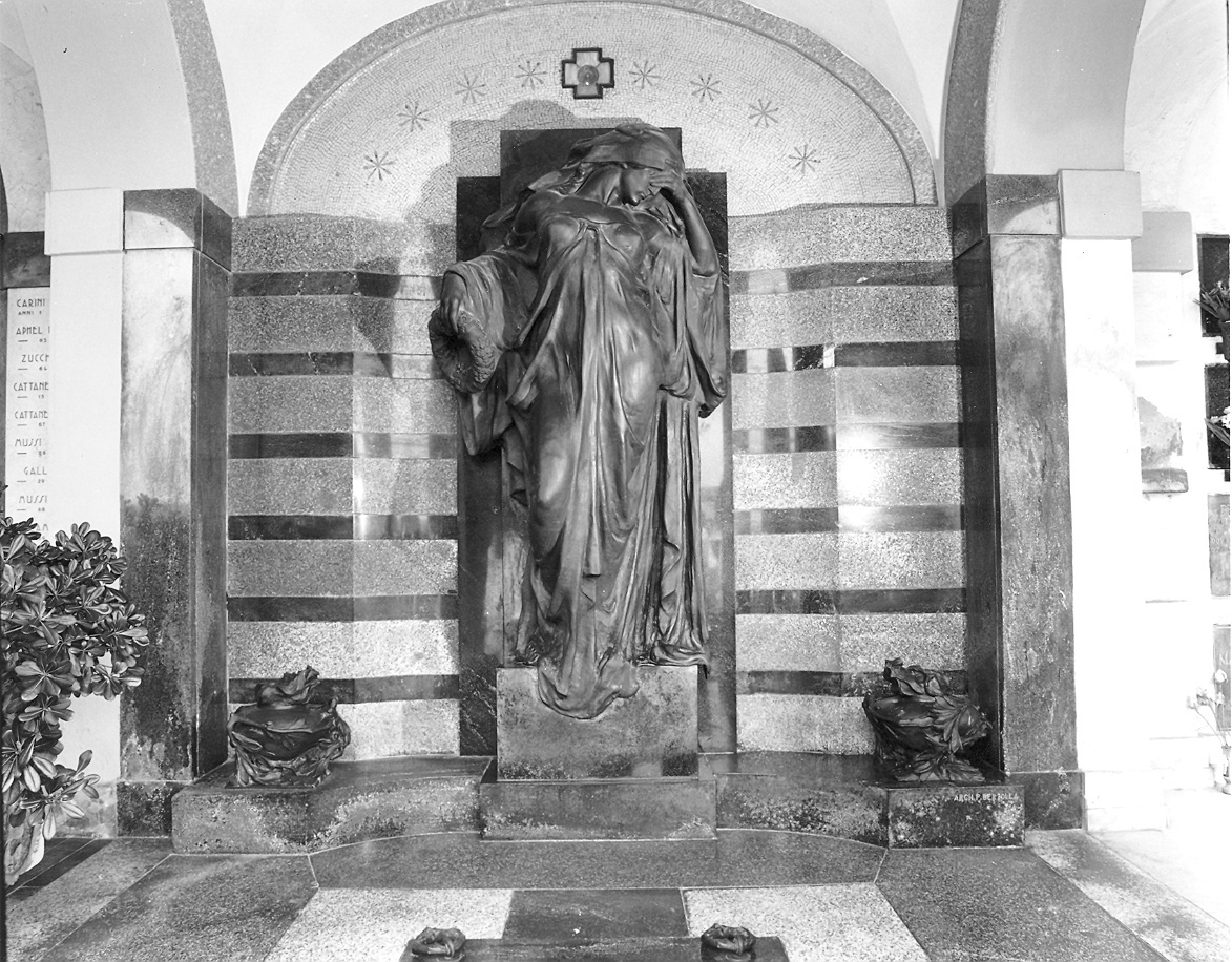 monumento funebre - a cappella di Berzolla Pietro (sec. XX)