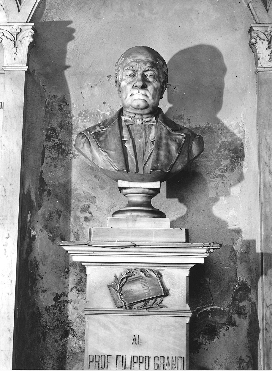 monumento funebre di Massari Ferruccio (sec. XIX)