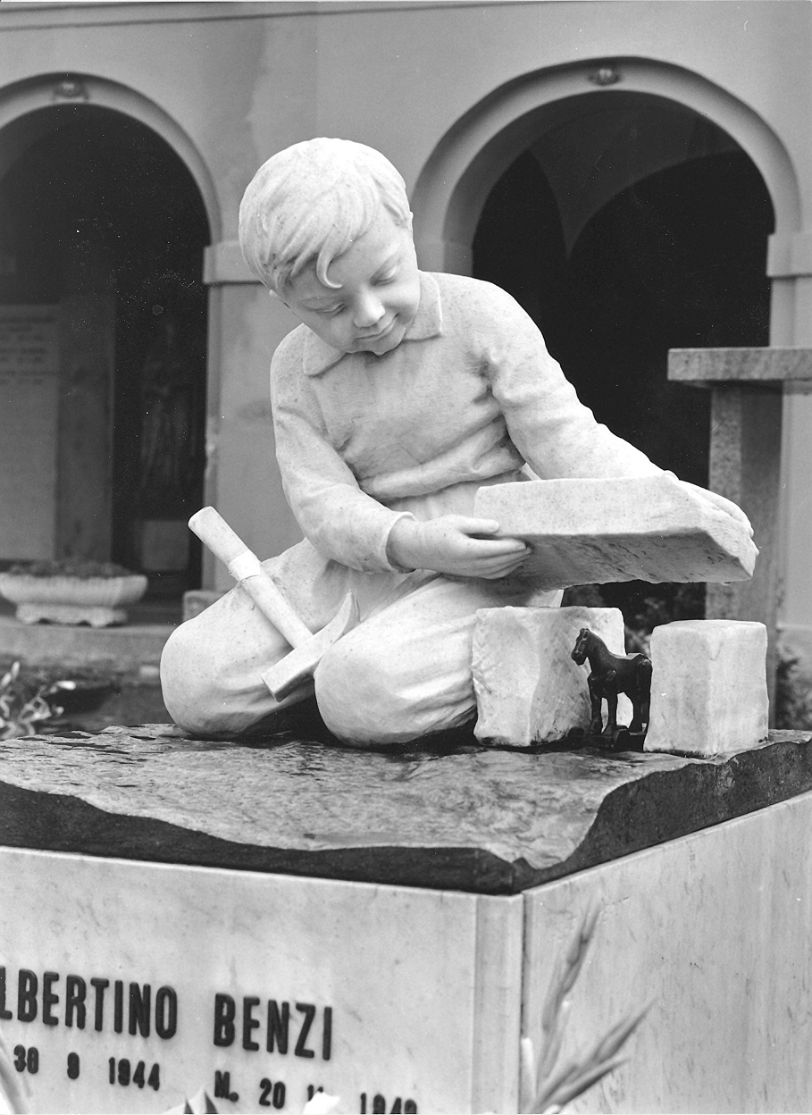 monumento funebre di Perotti Giuseppe (sec. XX)