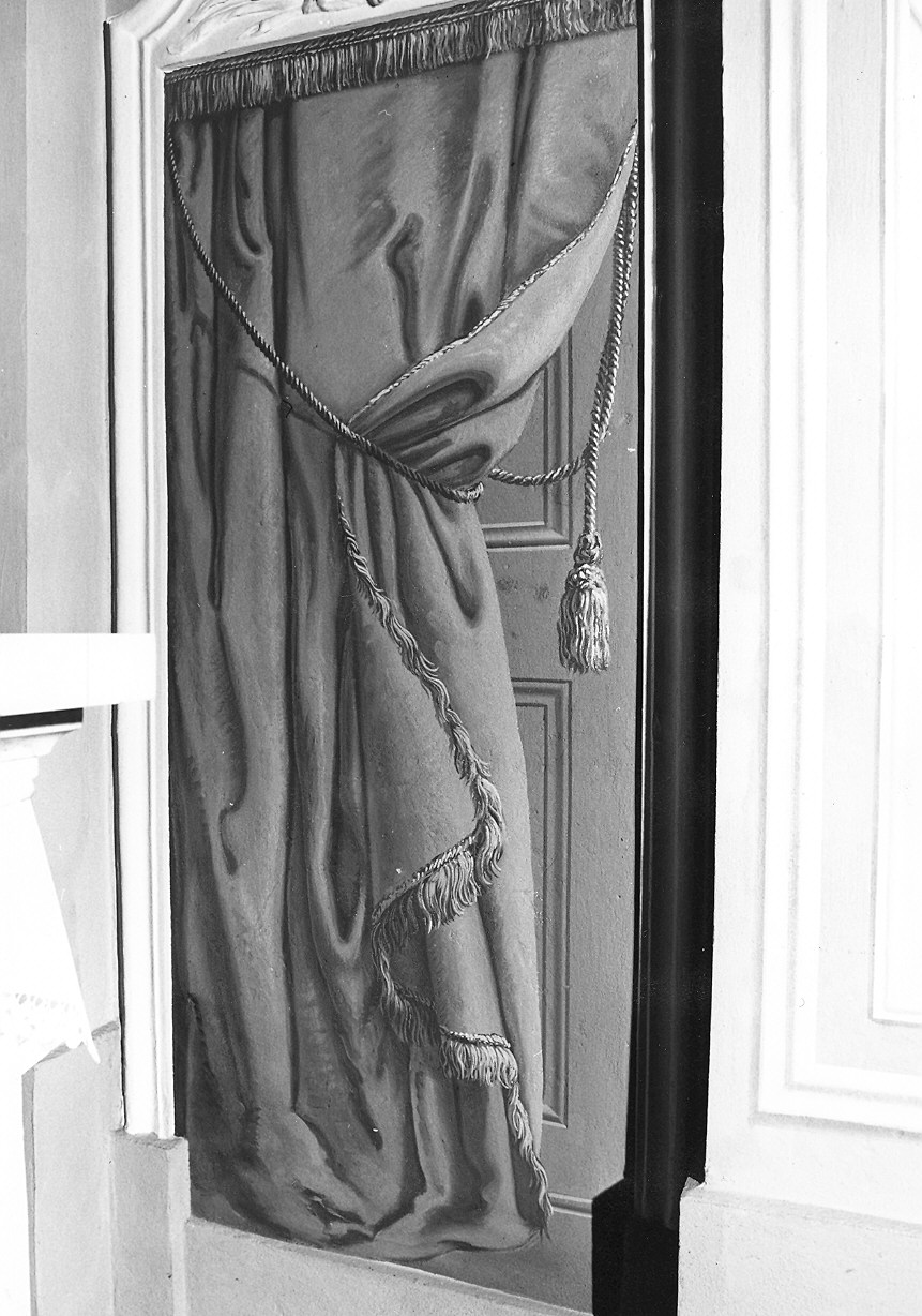 porta con drappo (dipinto) - ambito piacentino (sec. XVIII)
