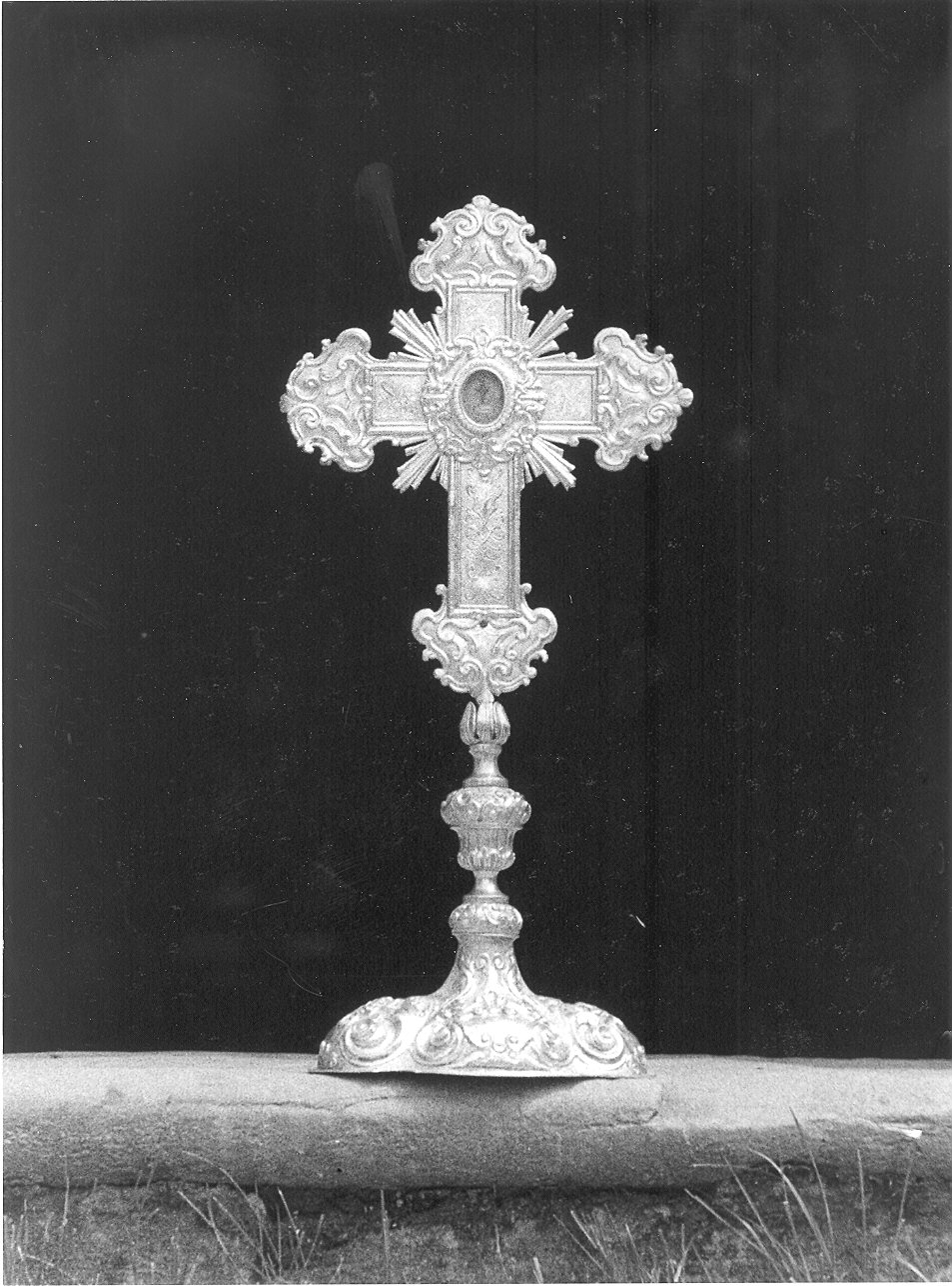 reliquiario - a croce - ambito italiano (sec. XIX)