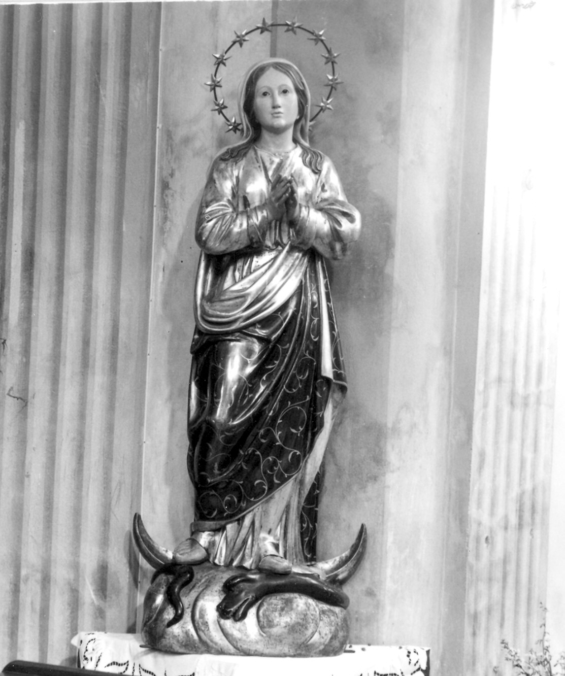 Madonna Immacolata (statua) di Canavesi Pietro (attribuito) (prima metà sec. XIX)