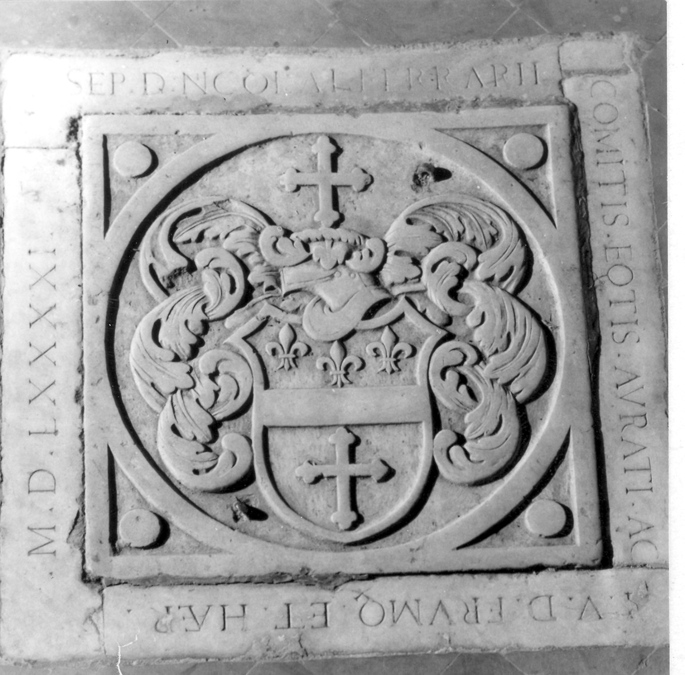 lapide tombale - ambito piacentino (sec. XVI)