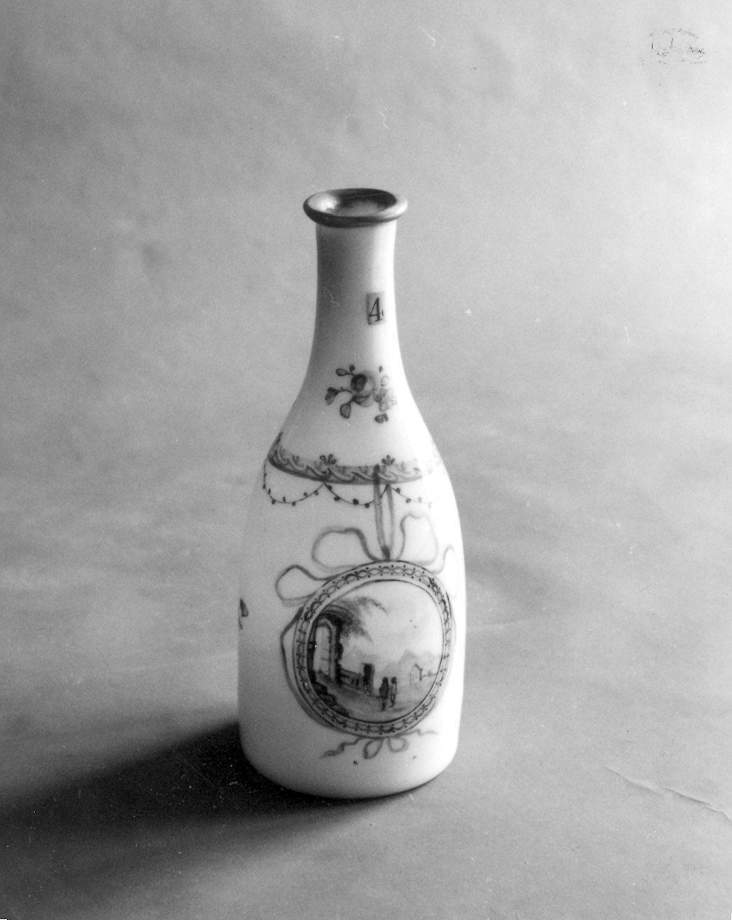 bottiglia - ambito muranese (?) (fine sec. XVIII)