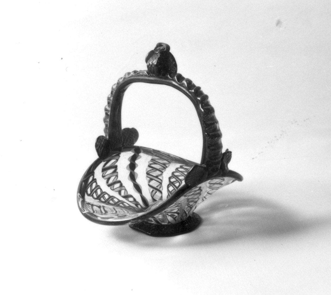 cestino - ambito muranese (fine/inizio secc. XVIII/ XIX)