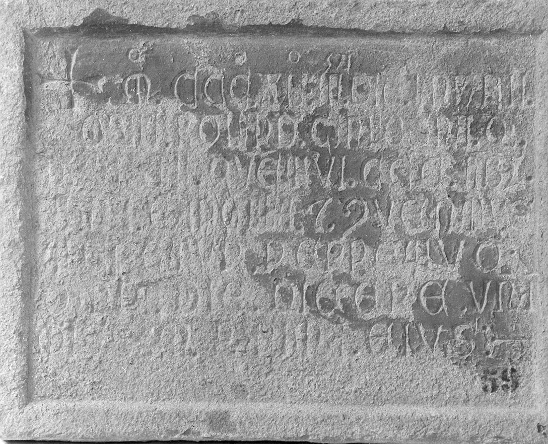 lapide tombale - ambito piacentino (sec. XIV)