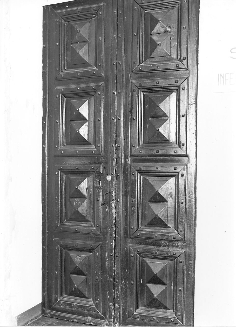 portone - a due battenti - ambito piacentino (sec. XVII)