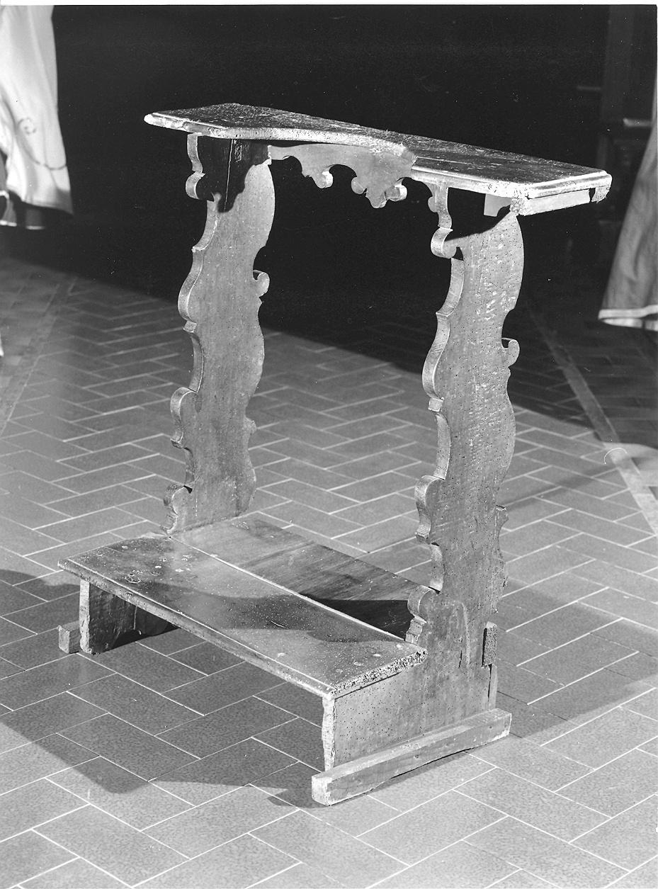 inginocchiatoio - ambito piacentino (sec. XVIII)