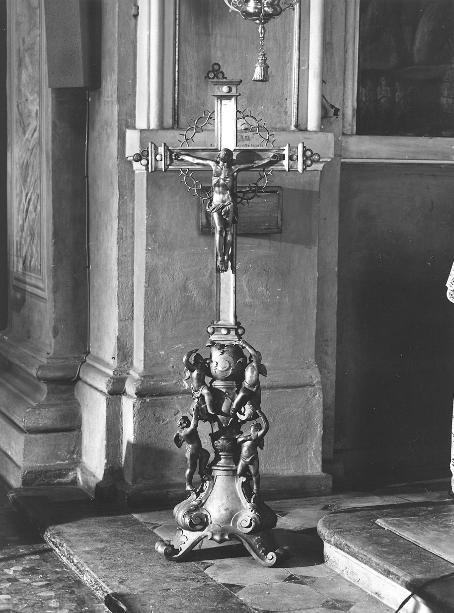 croce d'altare di Tavani Pietro (sec. XX)