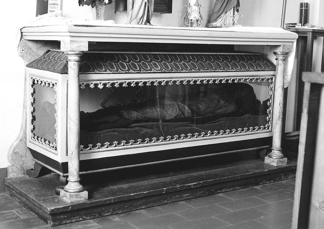 urna di Cella Francesco (sec. XX)