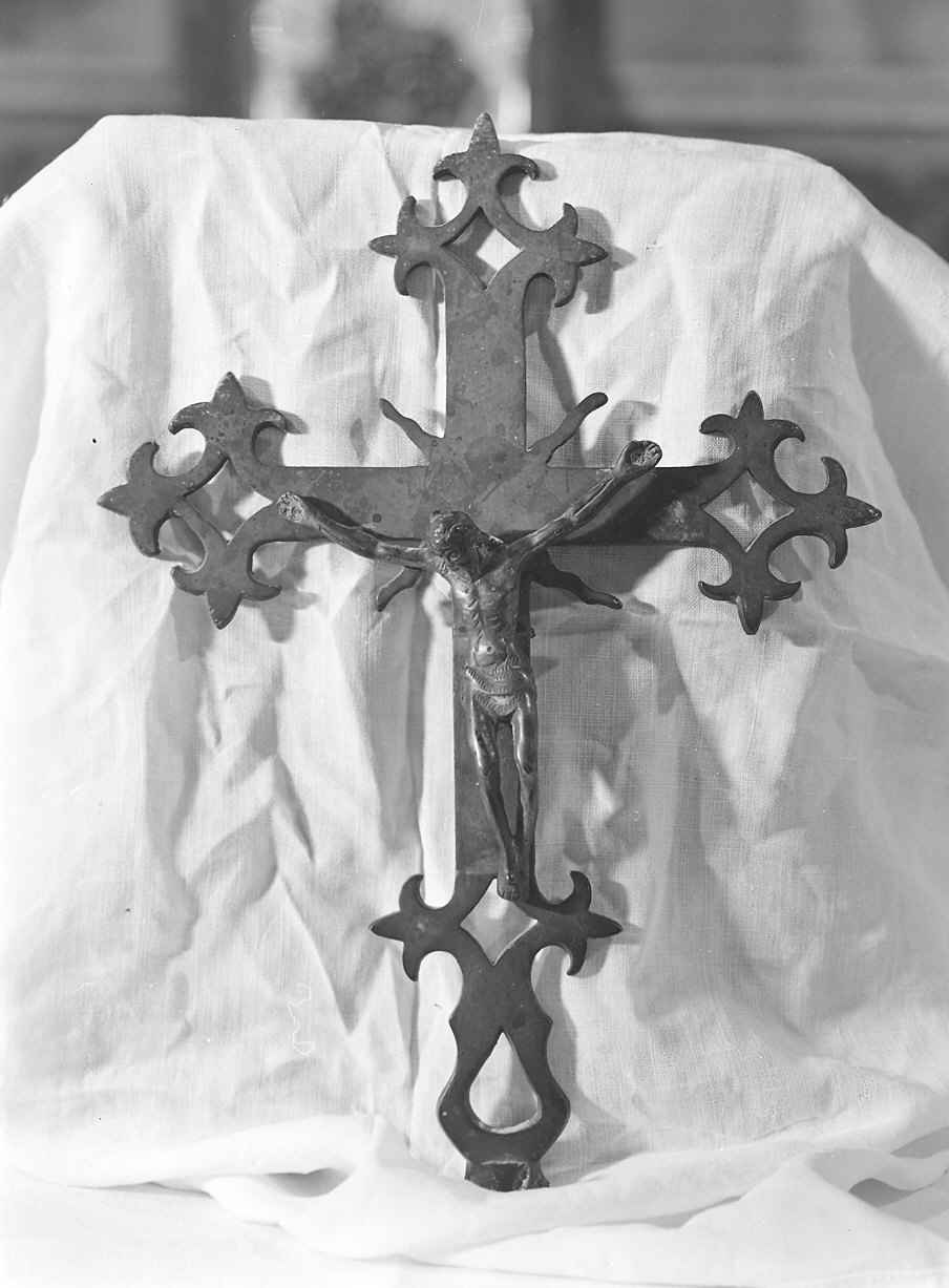 croce processionale - ambito piacentino (prima metà sec. XVIII)