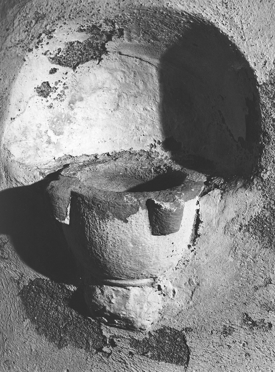 acquasantiera da parete - ambito piacentino (fine/inizio secc. XIX/ XX)