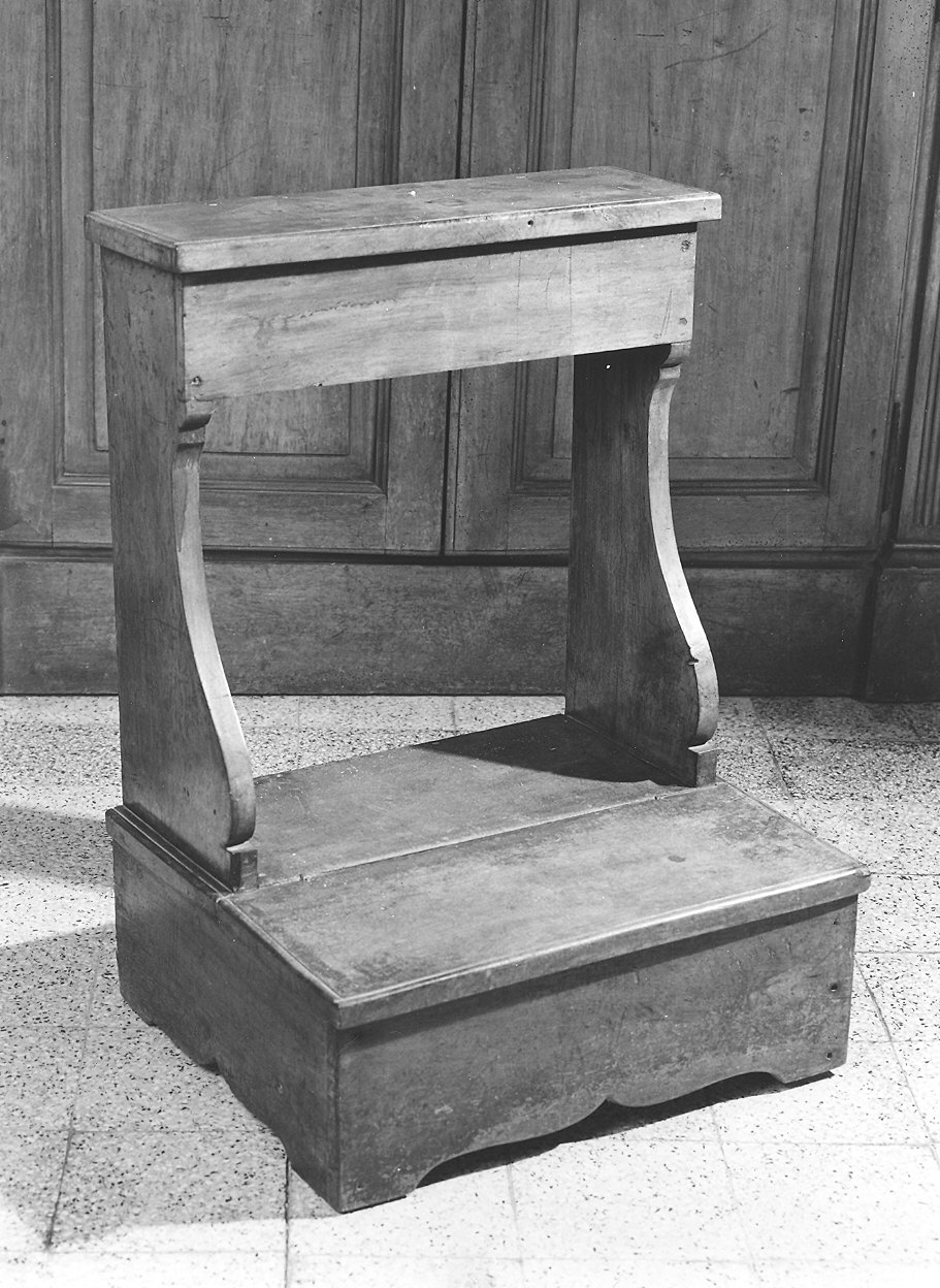 inginocchiatoio - ambito piacentino (seconda metà sec. XVIII)