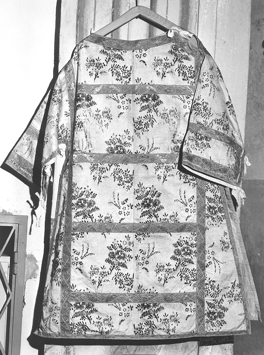 tunicella, serie - manifattura italiana (seconda metà sec. XIX)