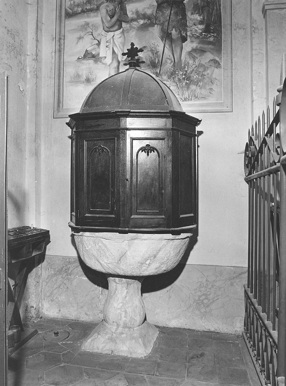 fonte battesimale - a fusto, elemento d'insieme - ambito piacentino (inizio sec. XX)