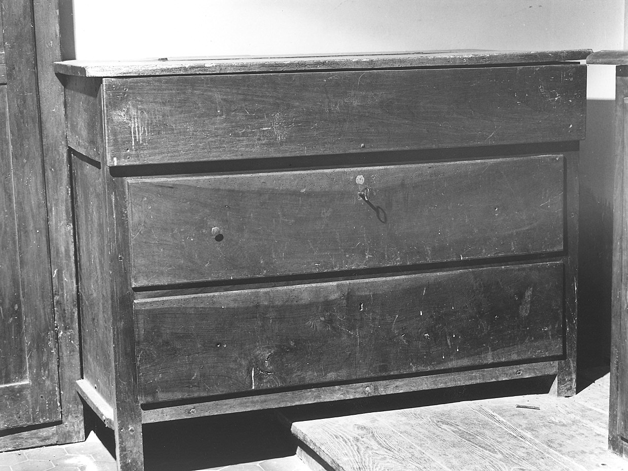 cassettone - ambito piacentino (sec. XIX)