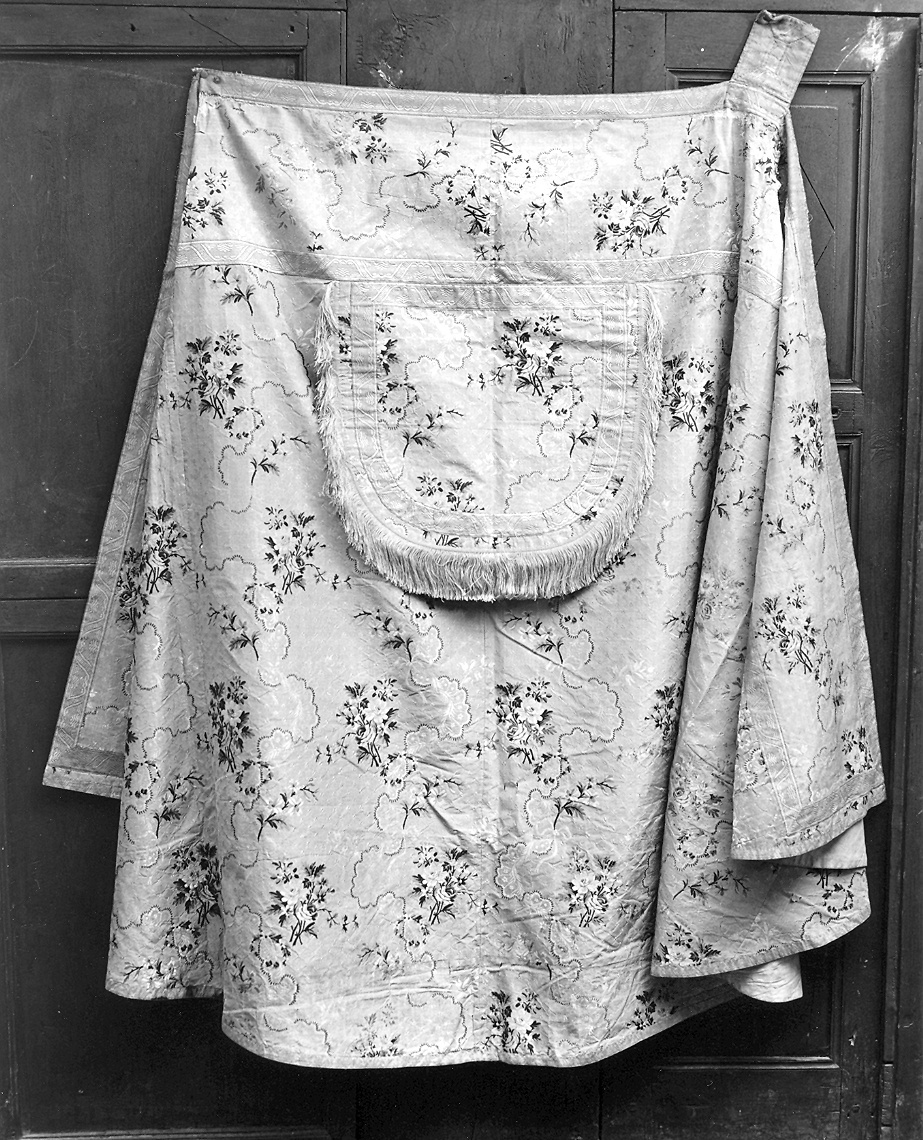 piviale - manifattura italiana (seconda metà sec. XVIII)