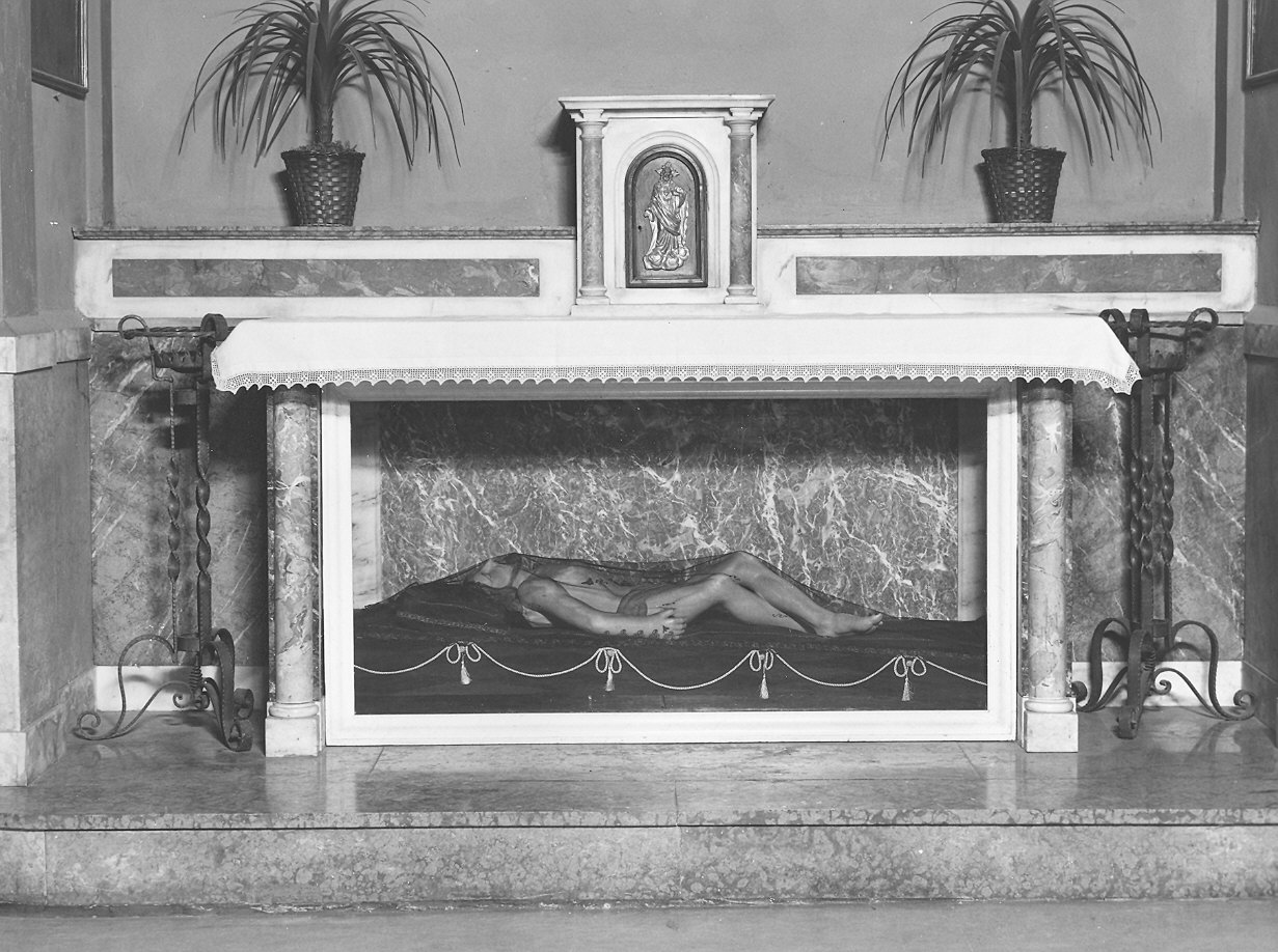 altare, serie di Perotti Paolo (sec. XX)