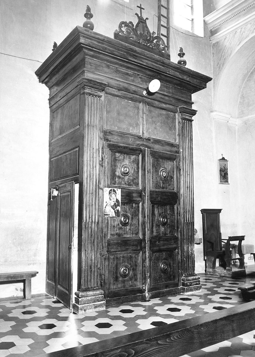 bussola d'ingresso di Chiappelloni Giuseppe (sec. XX)