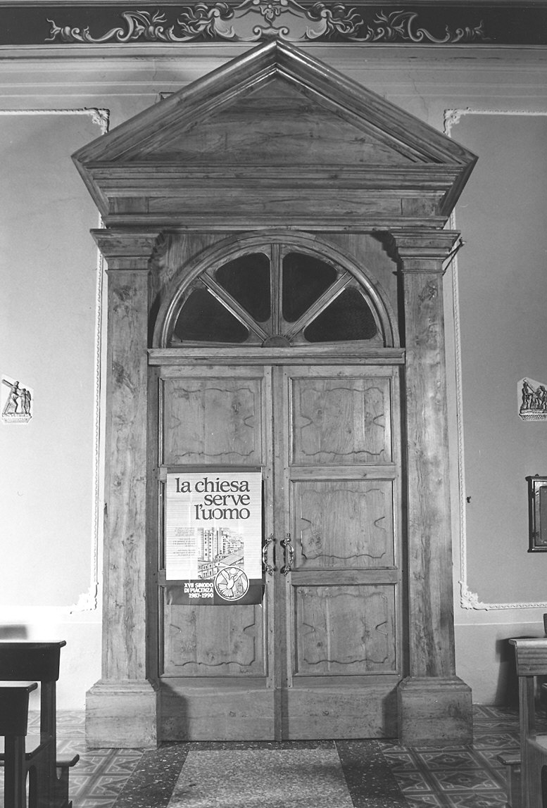bussola d'ingresso di Aspetti Alberto, Lontani Piero (sec. XX)