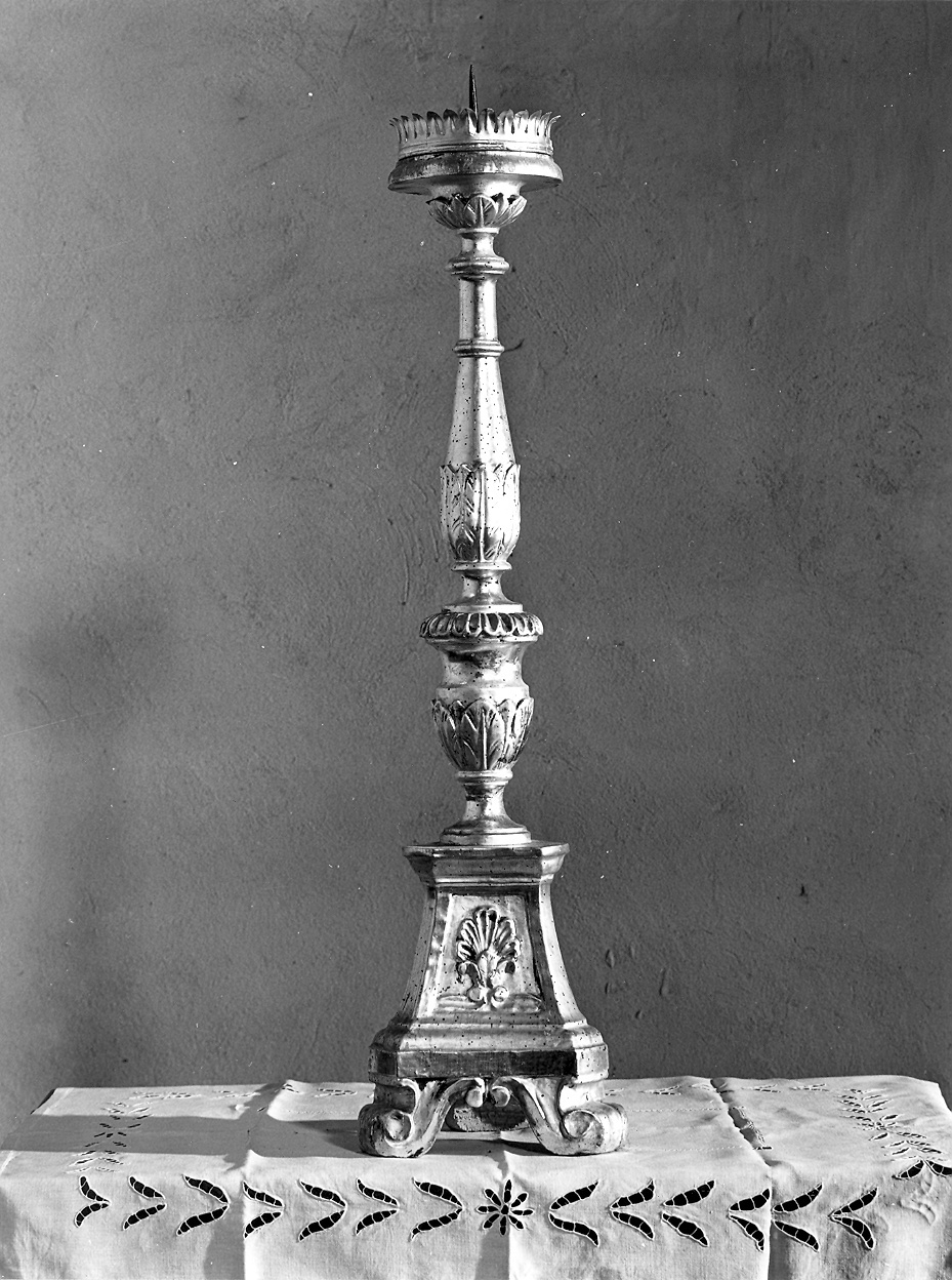 candeliere d'altare, serie - ambito piacentino (sec. XIX)