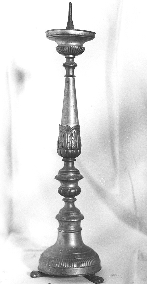 candeliere d'altare, serie - produzione Italia settentrionale (inizio sec. XX)