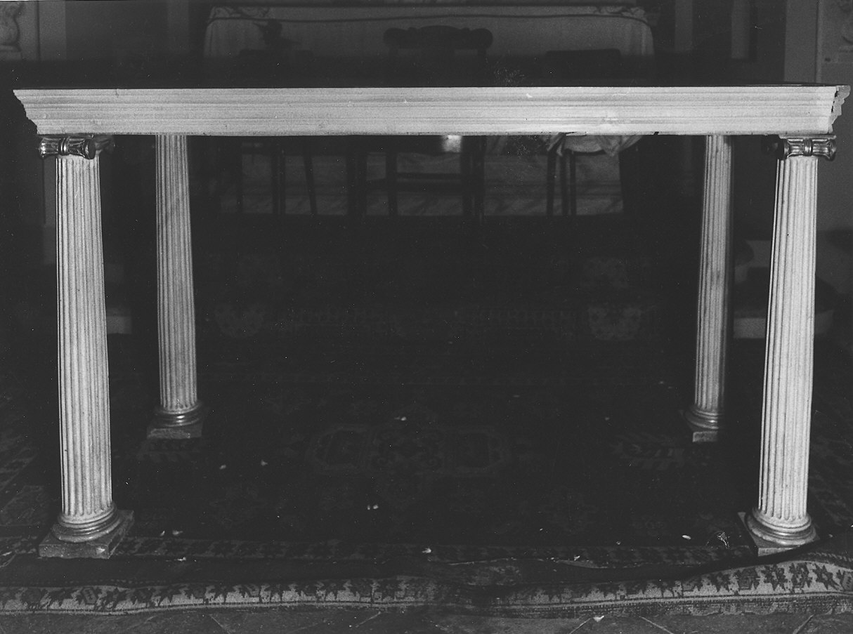 mensa d'altare - ambito piacentino (prima metà sec. XIX)