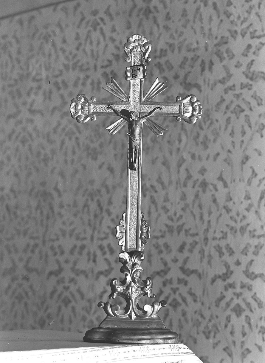 croce d'altare - ambito piacentino (sec. XIX)