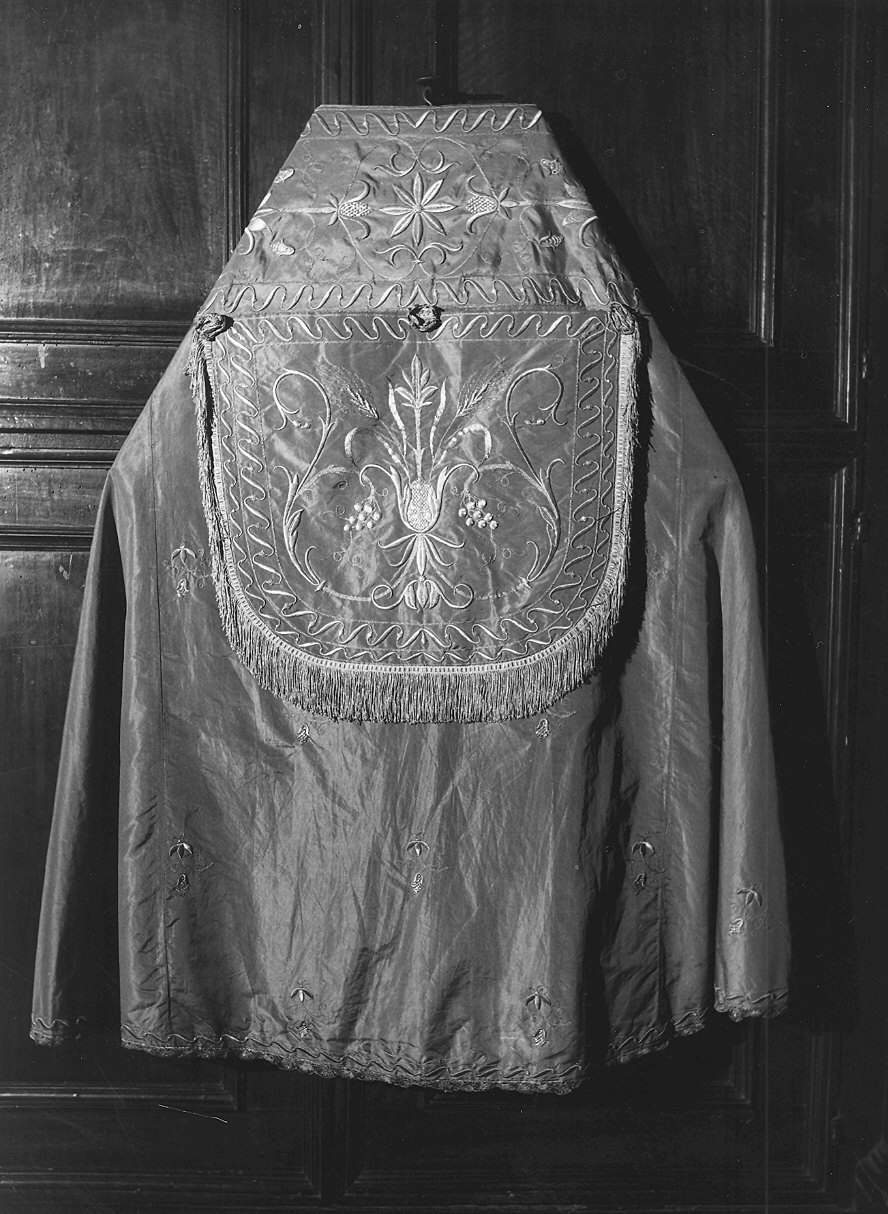 piviale - manifattura piacentina (sec. XIX)