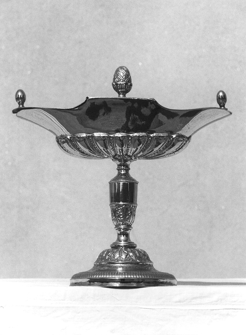 navicella portaincenso - a doppia valva - produzione emiliana (fine sec. XIX)