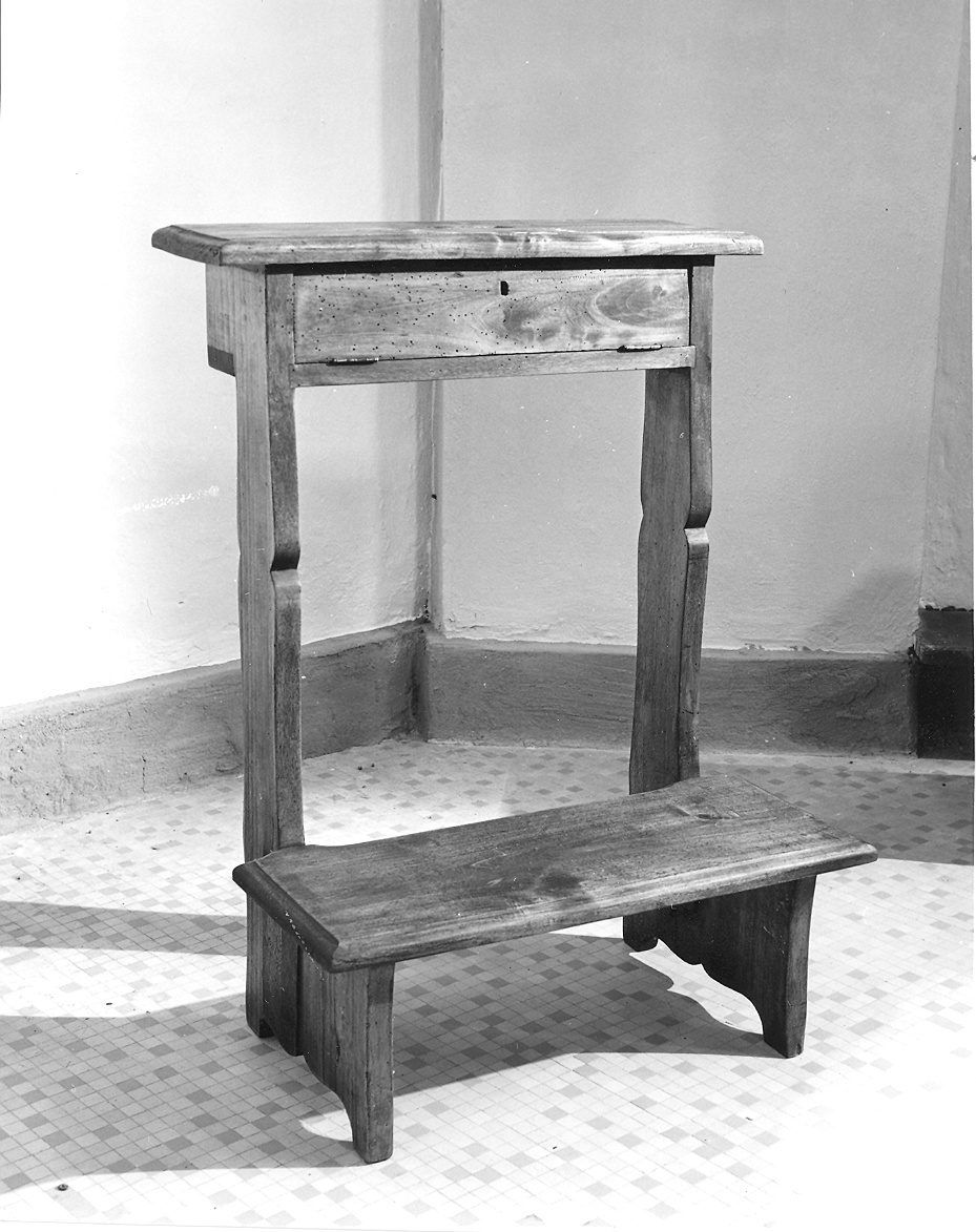 inginocchiatoio - a montanti sagomati - bottega piacentina (sec. XIX)