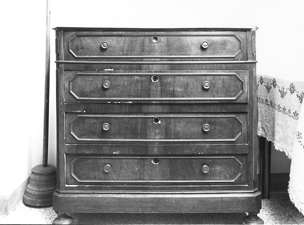 cassettone - bottega piacentina (fine sec. XIX)