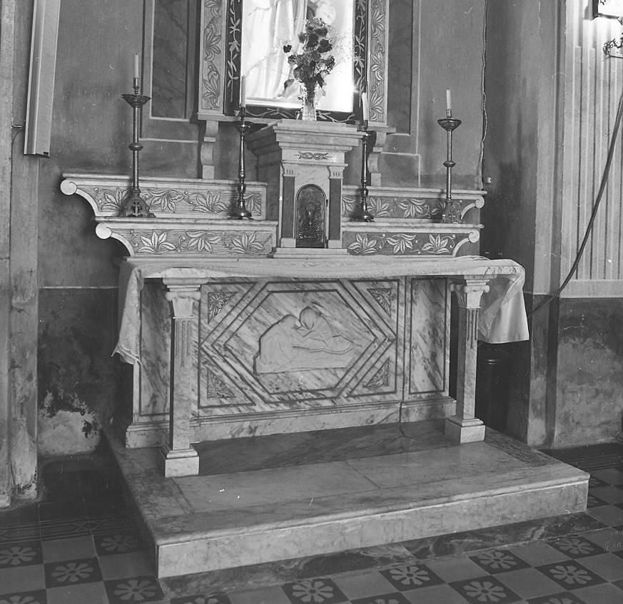 altare - a mensa - bottega piacentina (secondo quarto sec. XX)