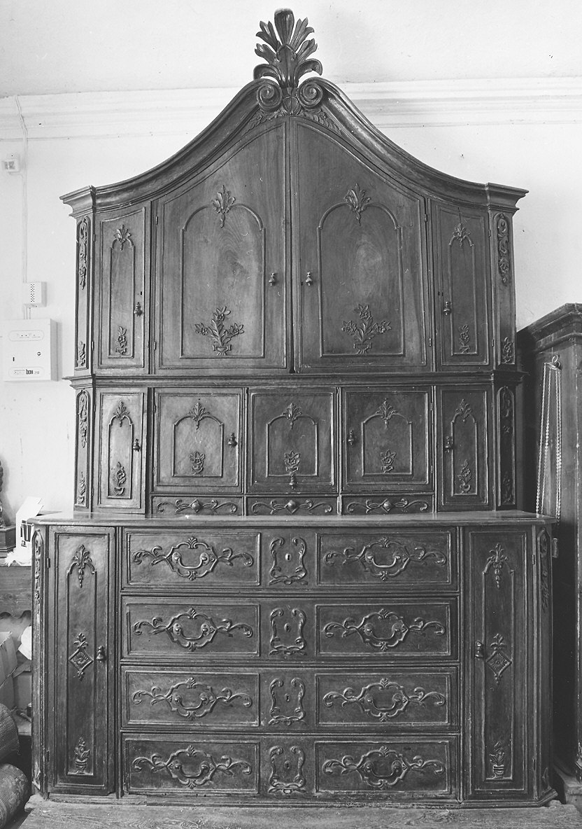 mobile da sacrestia - bottega piacentina (prima metà sec. XVIII)