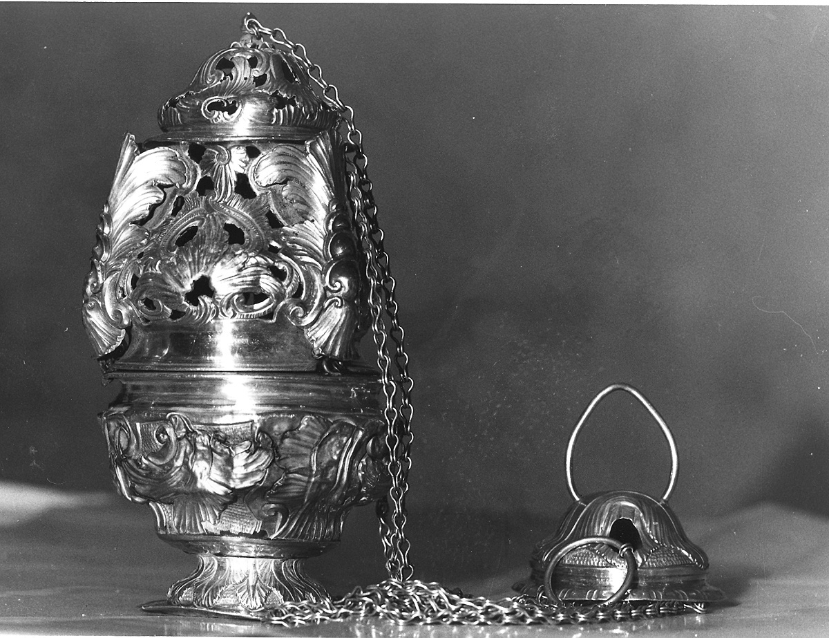 turibolo - a corpo sferico - bottega ligure (prima metà sec. XVIII)