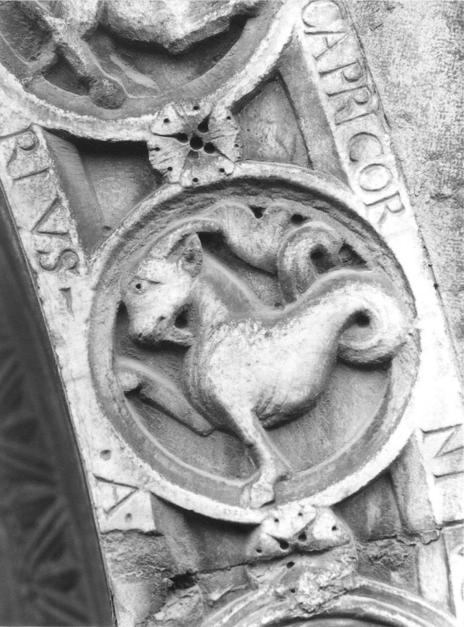 capricorno (medaglione, elemento d'insieme) di Nicolò (bottega) (prima metà sec. XII)