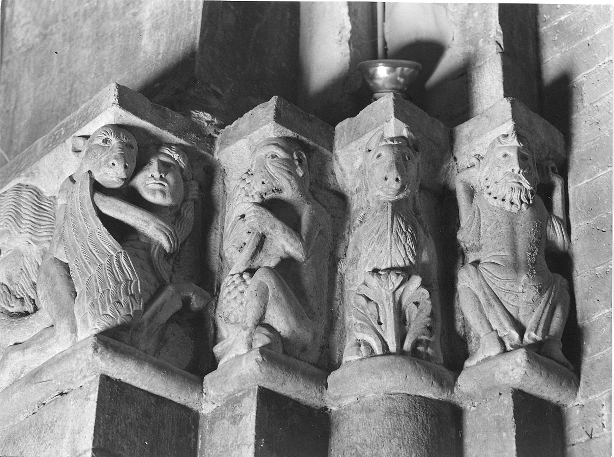 capitello di pilastro, elemento d'insieme - bottega piacentina (seconda metà sec. XII)