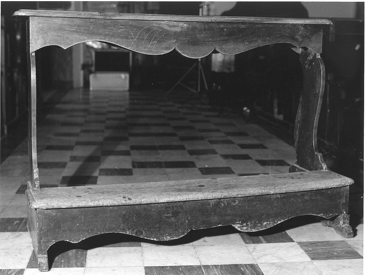 inginocchiatoio - a montanti sagomati, serie - ambito parmense (sec. XIX)