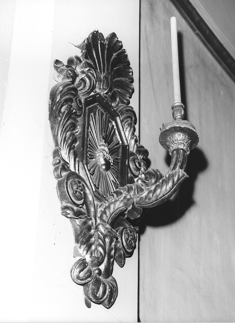 candeliere da parete di chiesa, serie - bottega piacentina (metà sec. XIX)